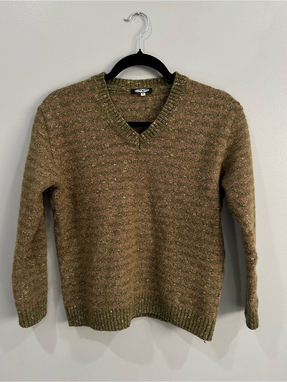 Vintage 90’sV-Neck Green Wool Knit Sweater